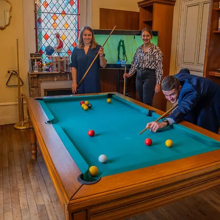 6 Personnes A En Face Du Chateau Apartamento *