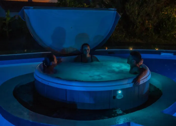 6 Personnes Vue Sur Le Chateau شقة La Gaubretiere