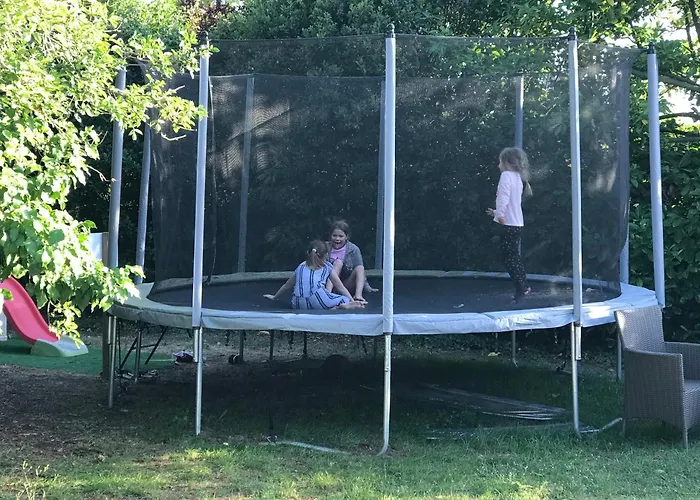 6 Personnes Vue Sur Le Chateau La Gaubretiere
