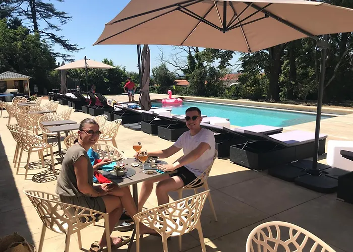 6 Personnes Vue Sur Le Chateau