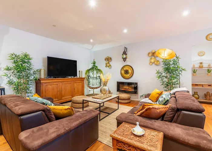 شقة 6 Personnes Vue Sur Le Chateau La Gaubretiere